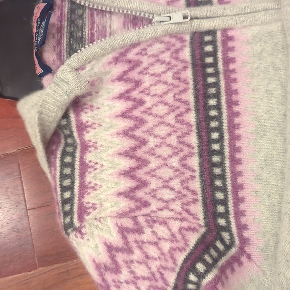 Vineyard Vines Cream and Pink Patterned Cardigan - Picture 8 of 9